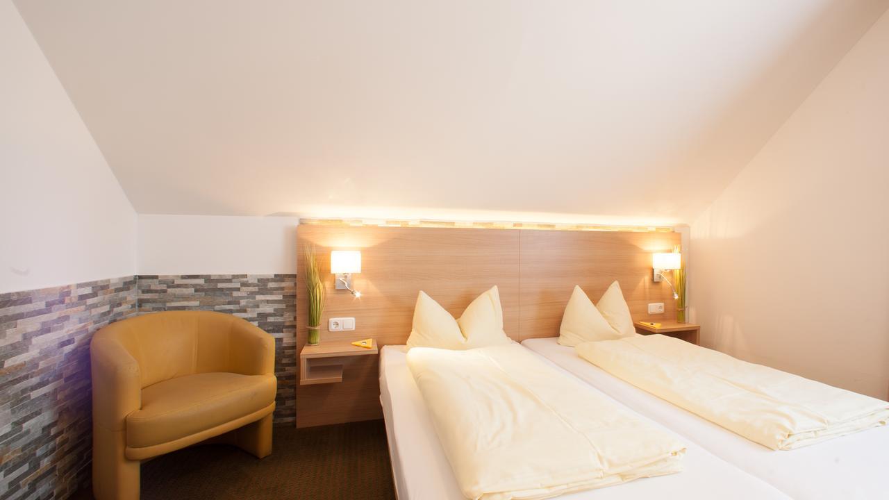 Hotel Vitis Эрдинг Экстерьер фото